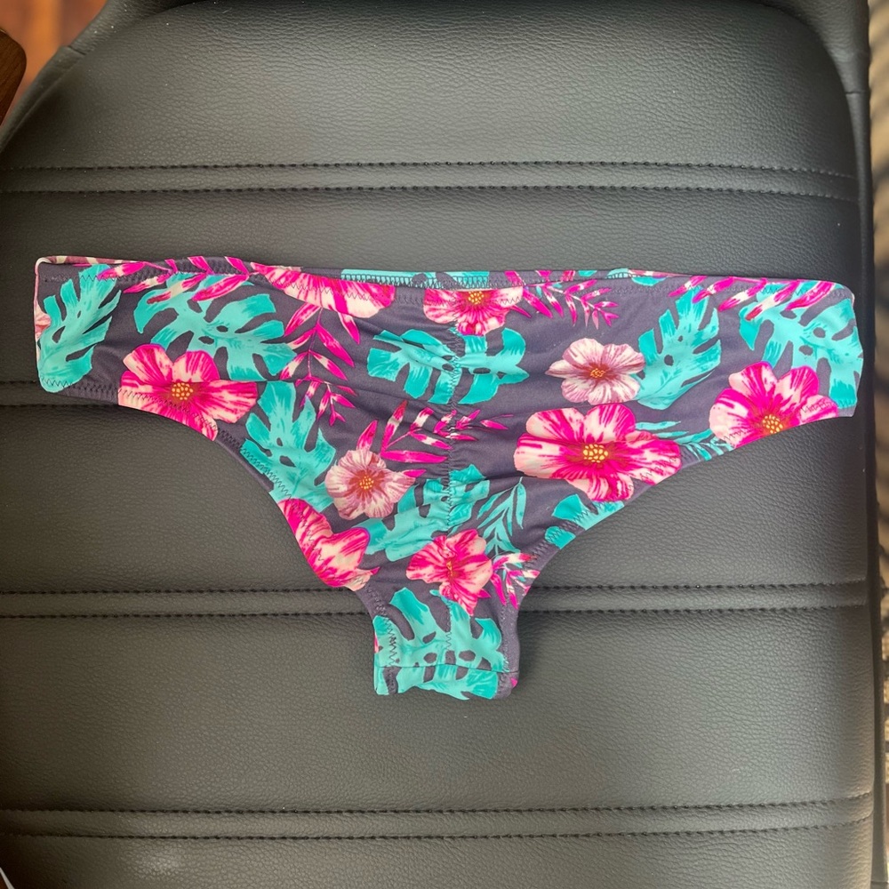 Bikini bottom